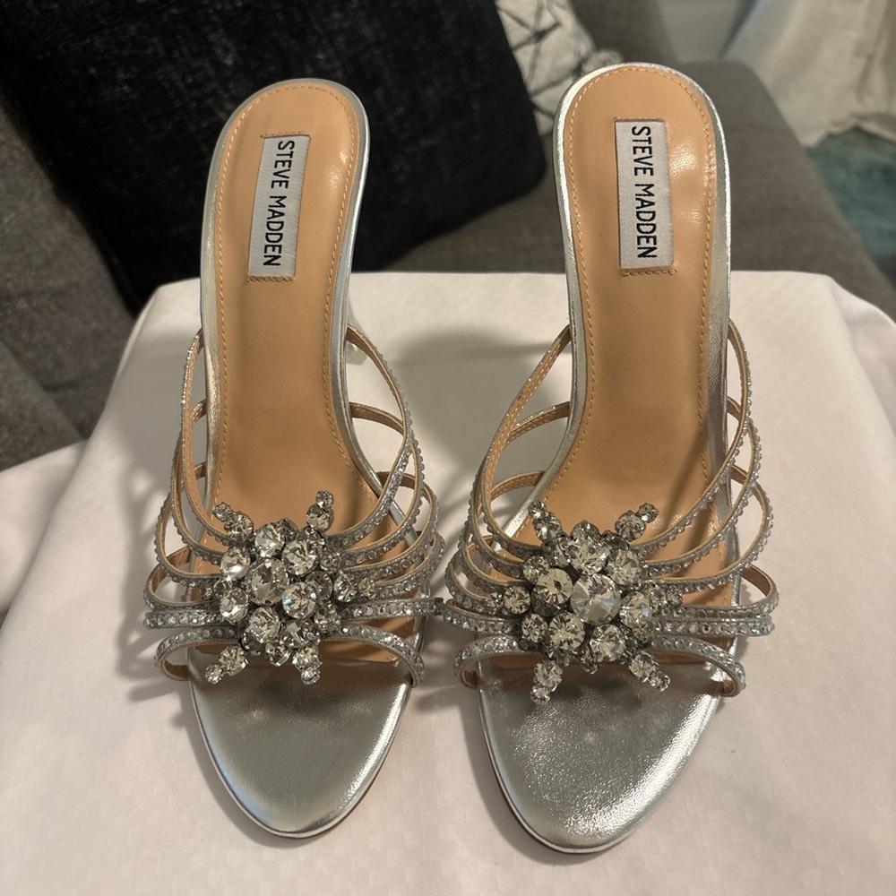 Steve Madden Silver Glamorous Heels